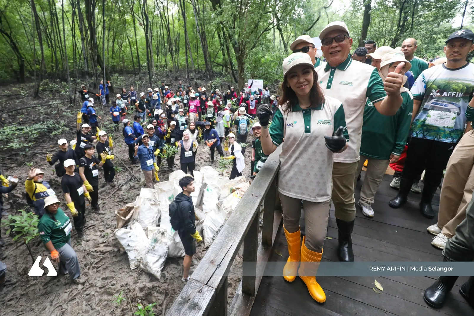 SMG Mega Mangrove Cleanup cipta rekod MBOR dengan 1,615 peserta
