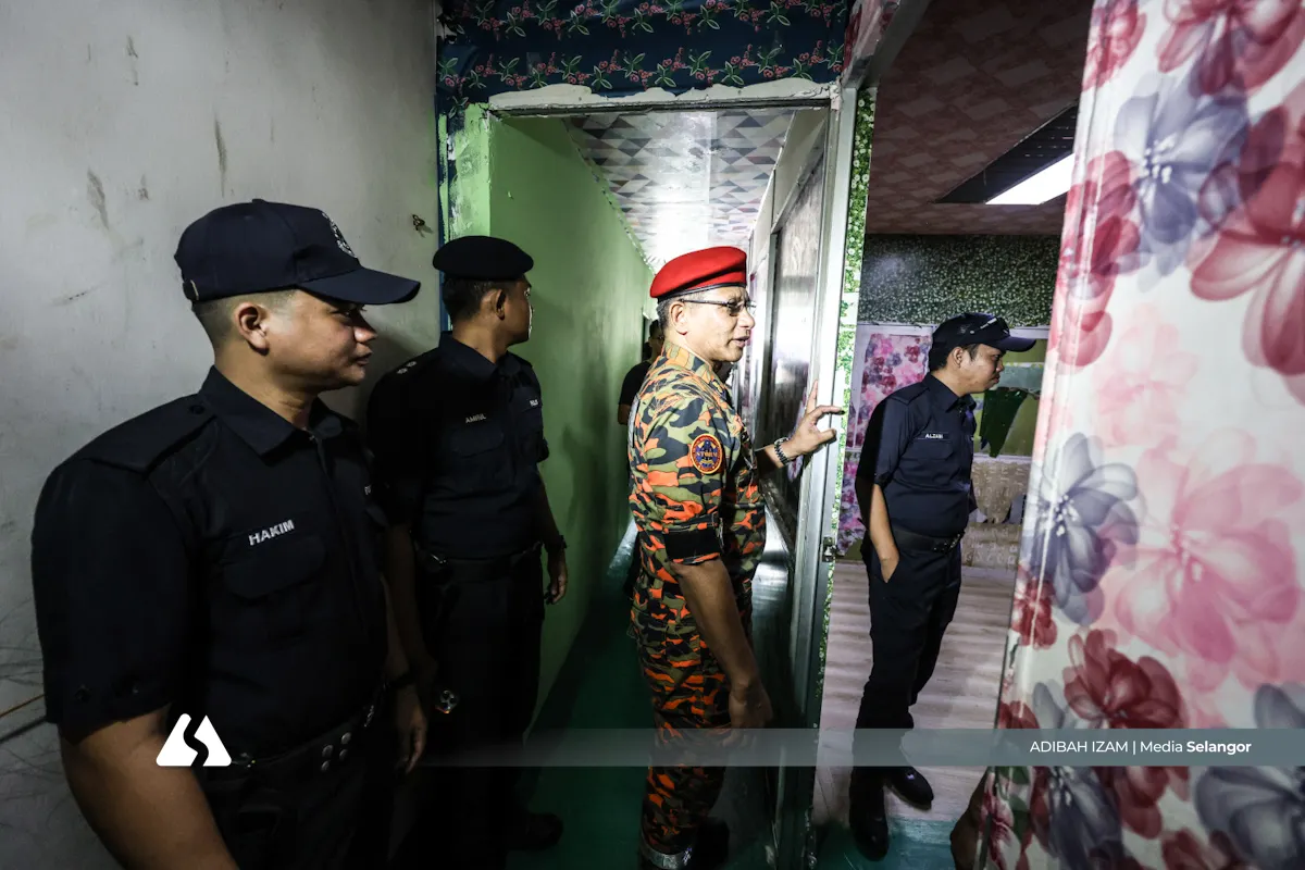 Op Sarang Burung: Selangor Fire Dept raids crowded illegal rental rooms