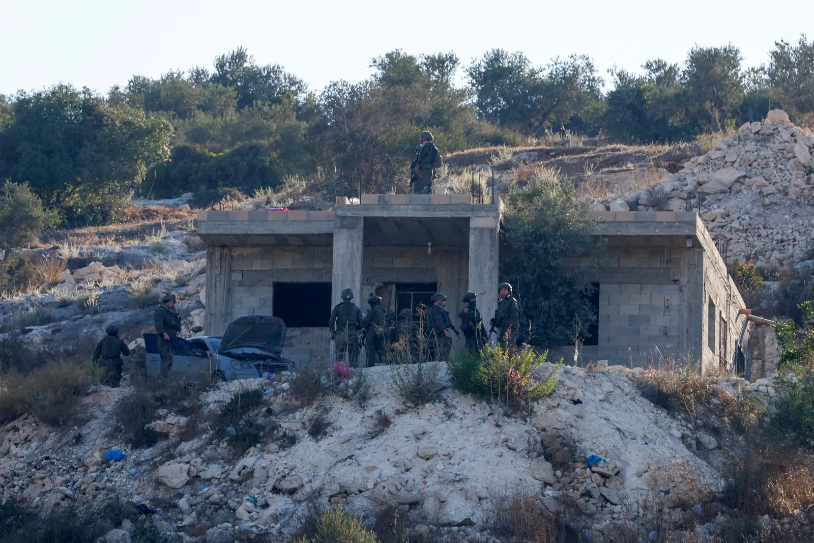 Israeli strike kills three in West Bank, targeting alleged Hamas operative