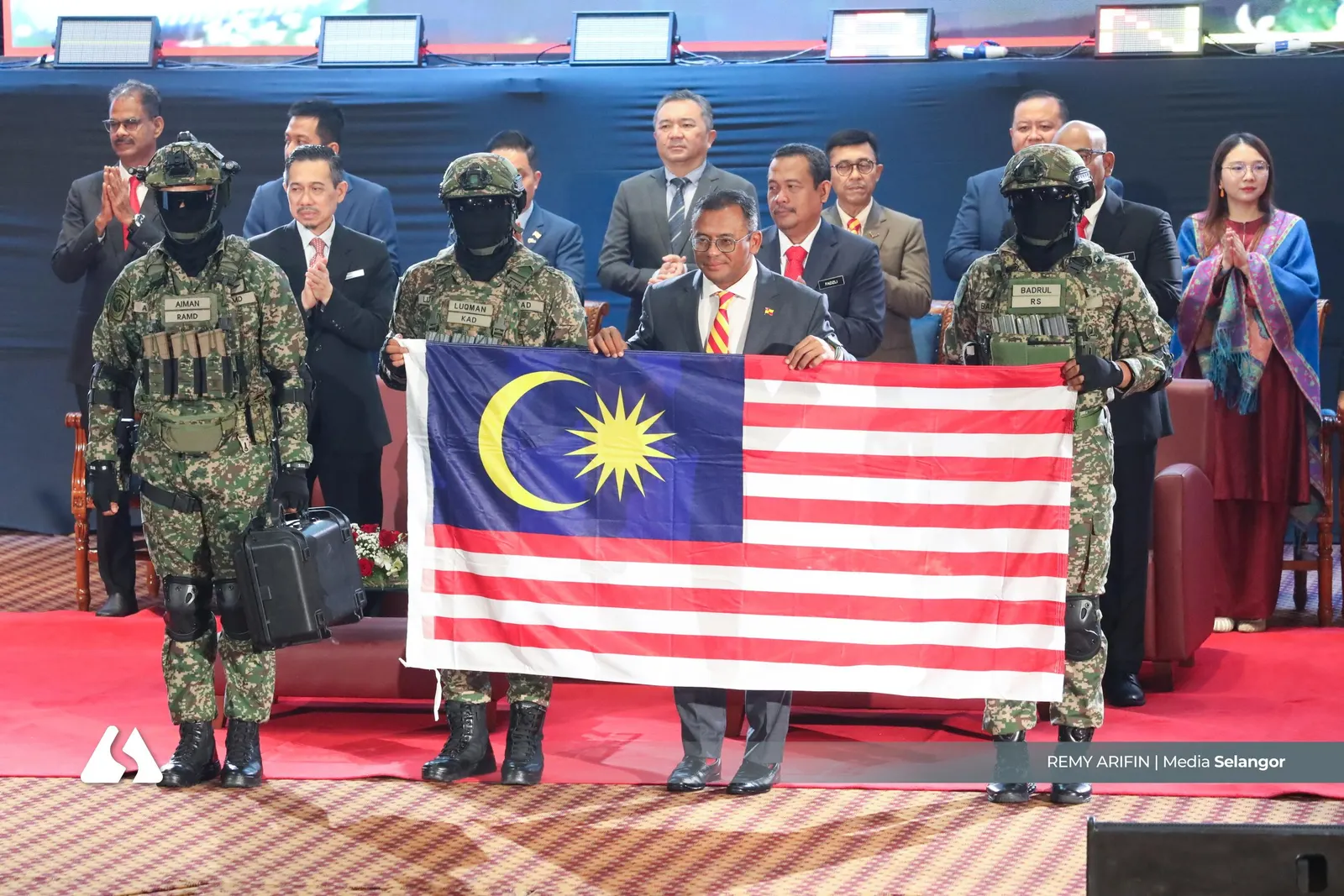 Amirudin warns against rising far-right influence in Malaysia