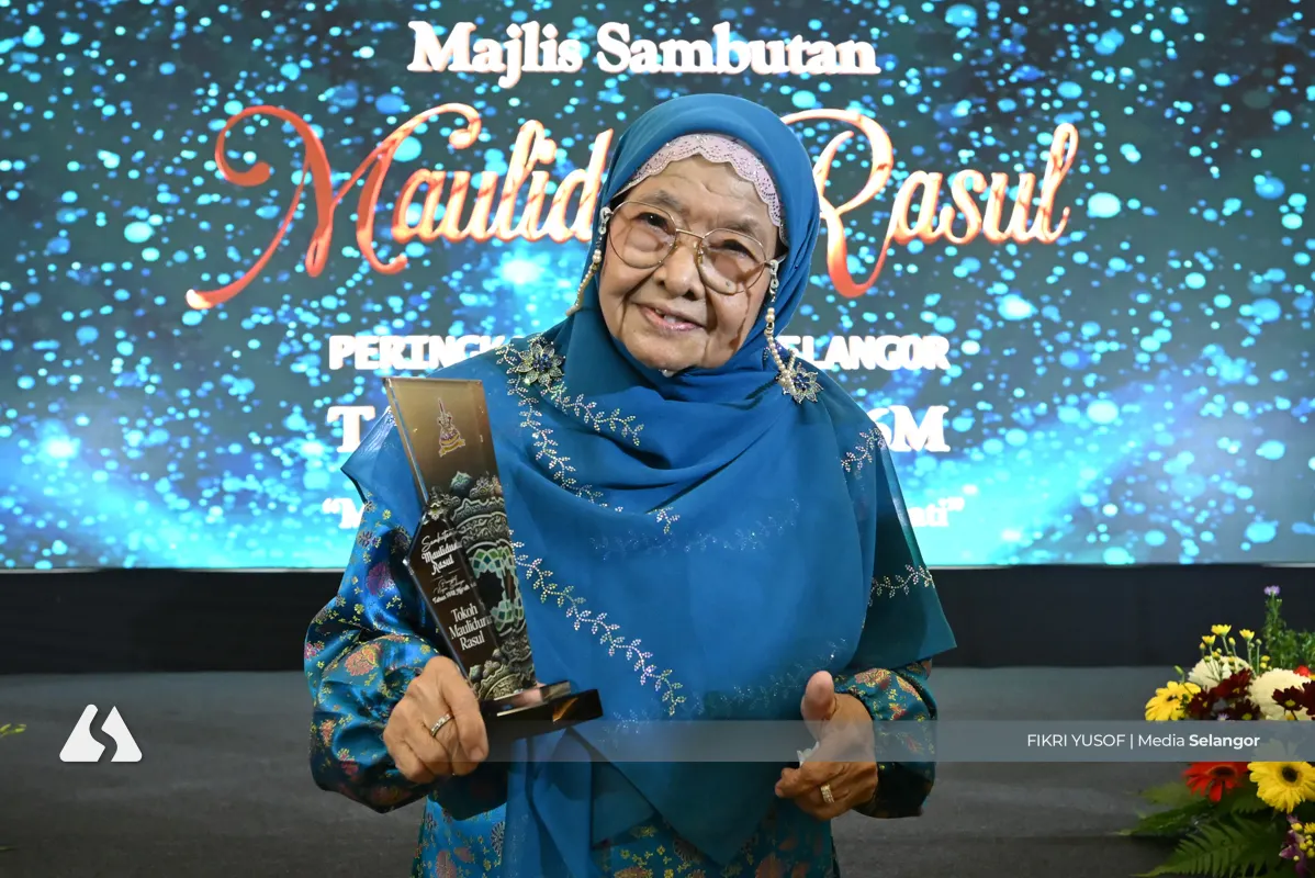 Octogenarian PMNS founder Hindon Abdullah honoured with state Maulidur Rasul award