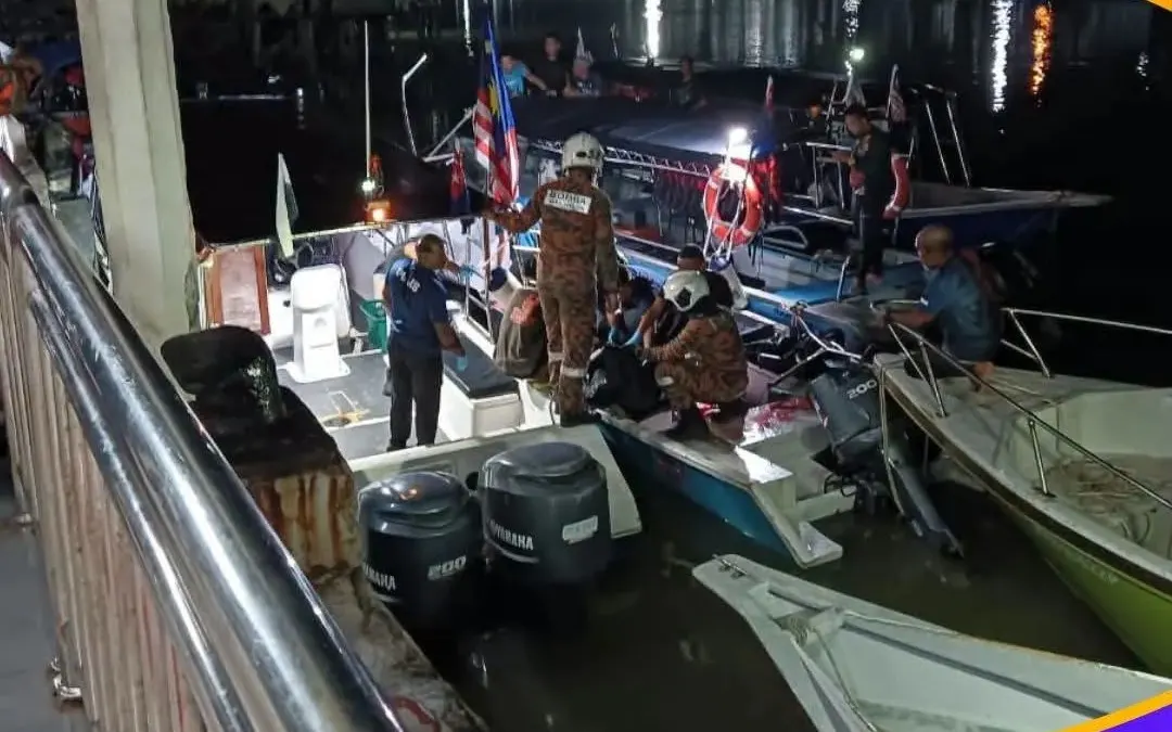 Dua maut, empat cedera dua bot bertembung