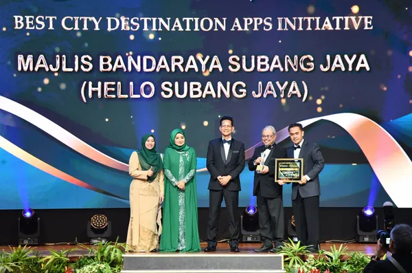 Subang Jaya, Kuala Selangor councils honoured for service excellence