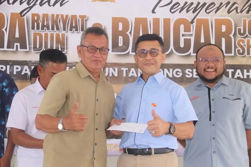 44 pesara tentera tidak berpencen DUN Tanjung Sepat terima baucar Jom Shopping