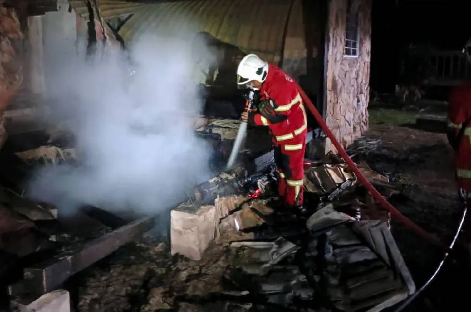 Maahad tahfiz Pulau Besar terbakar