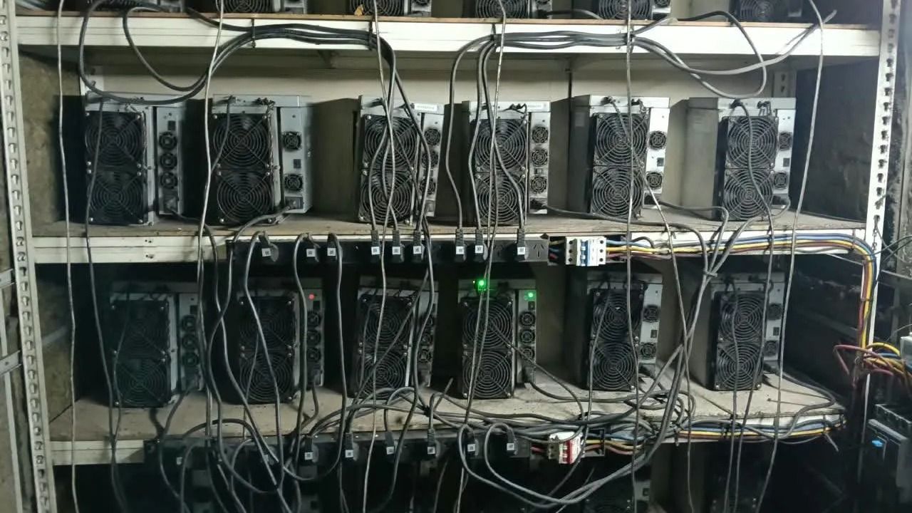 MDSB, TNB sita 164 pelayan Bitcoin dalam operasi di Sabak Bernam