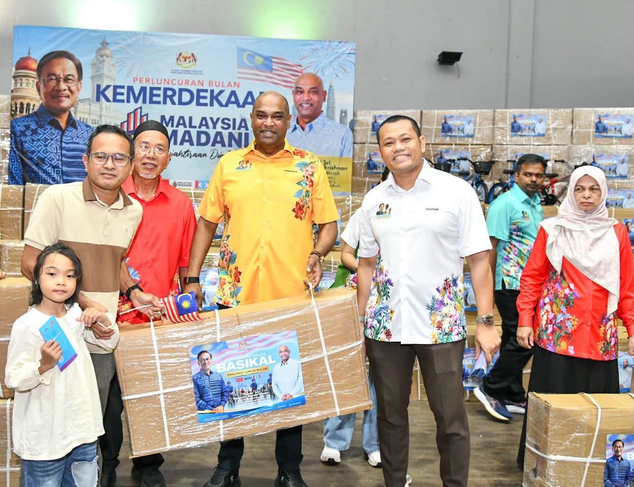 Ahli parlimen Sungai Buloh agih 10,000 basikal secara berperingkat
