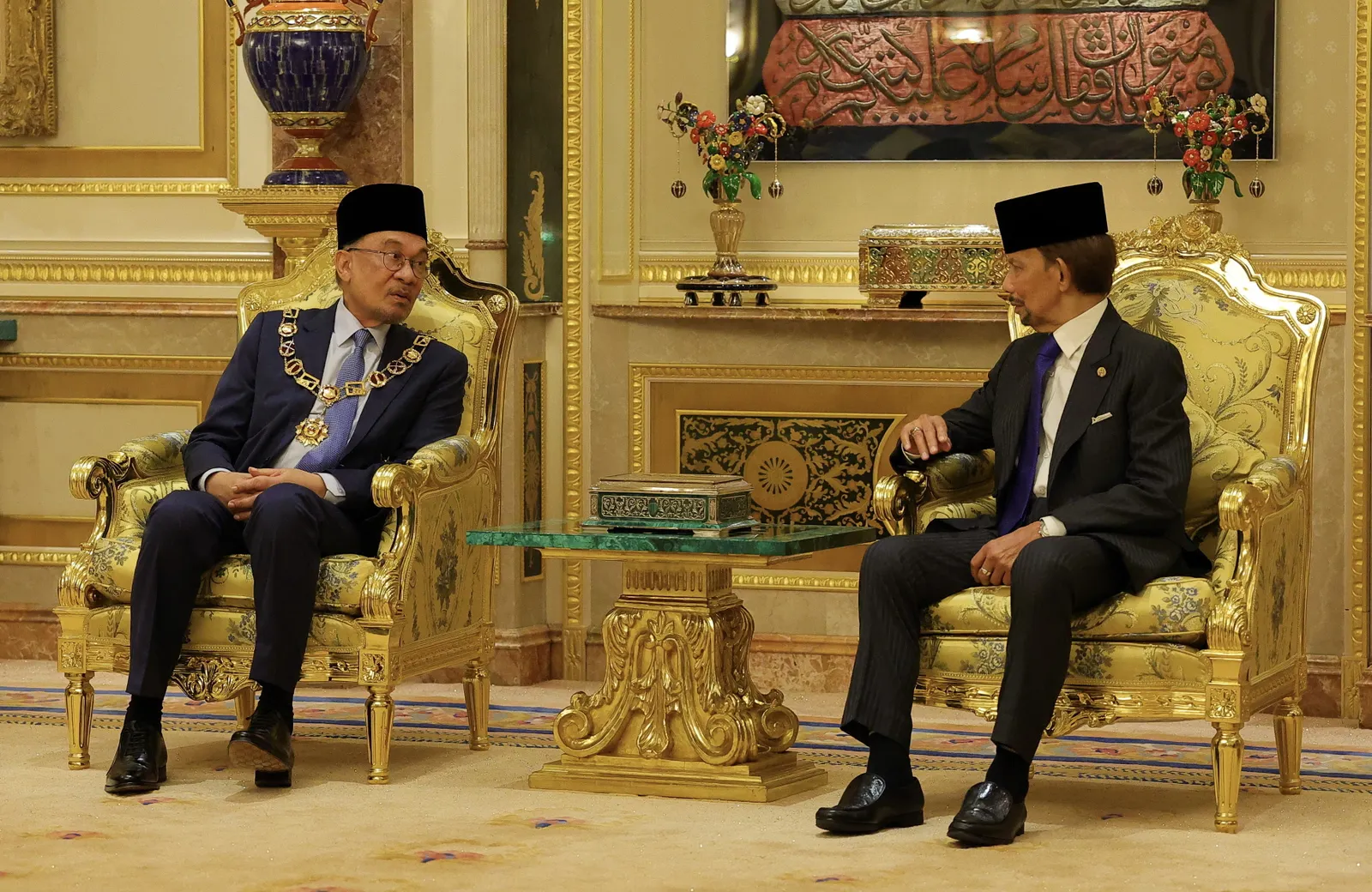 PM receives royal honour from Brunei Sultan