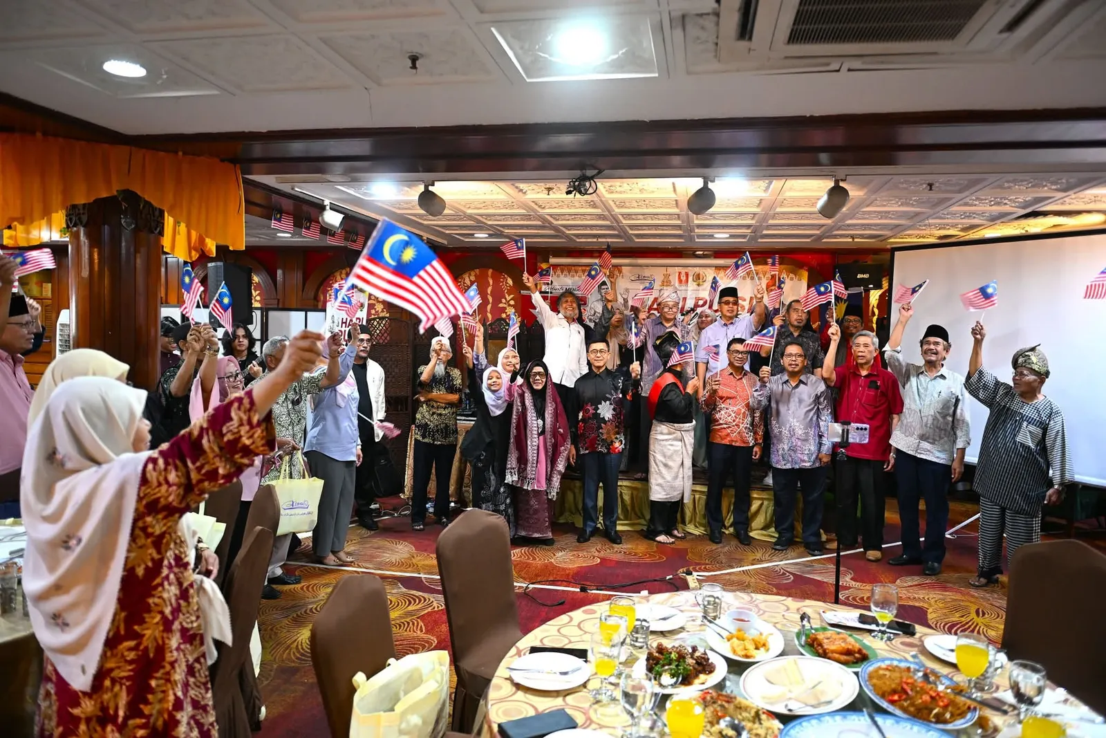 Selangor keeps reading culture alive through poetry