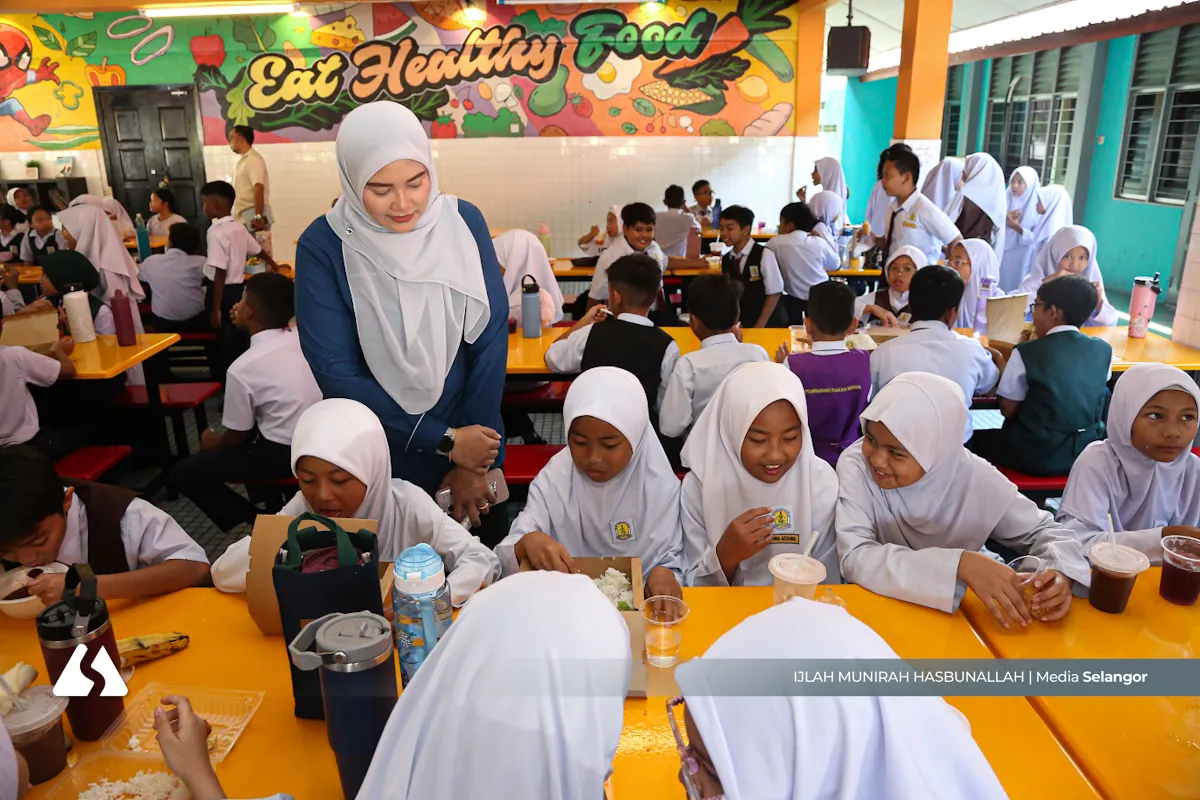 Nutrisel bermula hari ini, 106,435 murid nikmati sarapan percuma