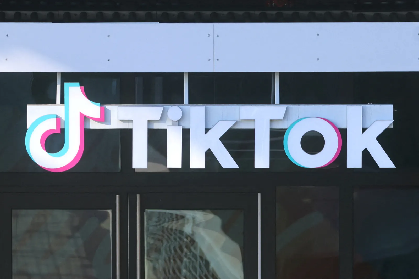 TikTok agrees to US$400m US children's privacy settlement