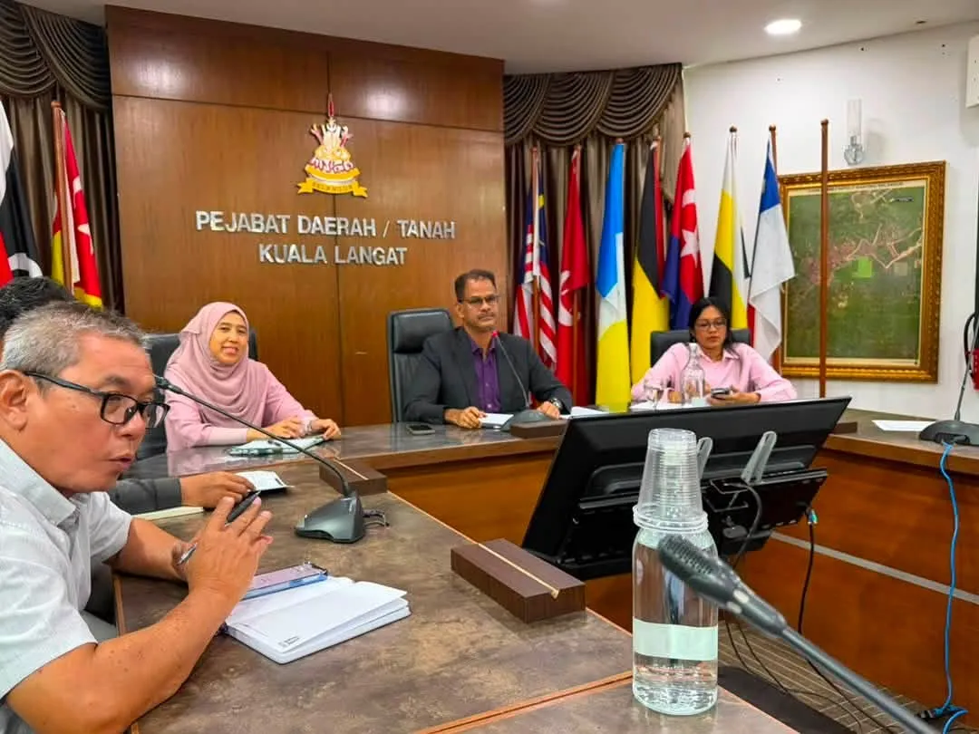 Penternak ayam Kuala Langat diberi tempoh dua tahun setengah selesai pemutihan