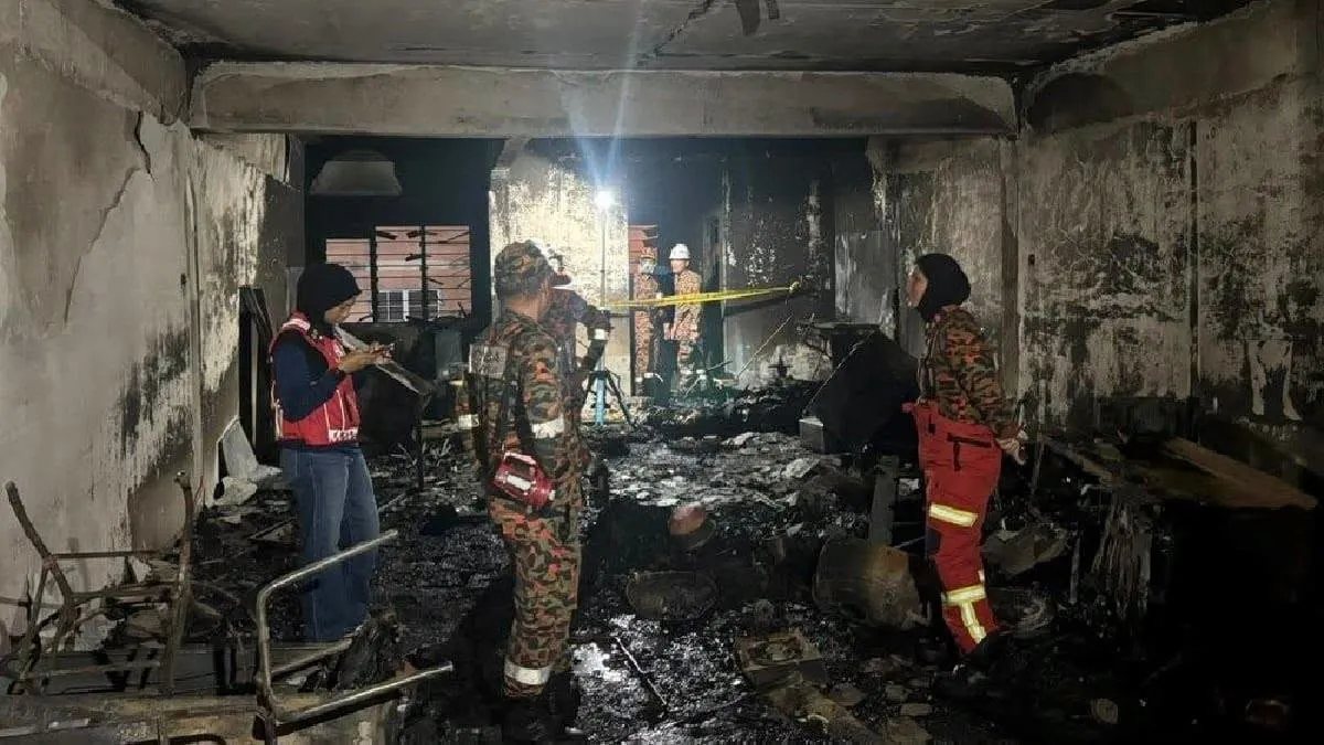 Warga emas, anak saudara maut dalam kebakaran rumah kedai di Klang