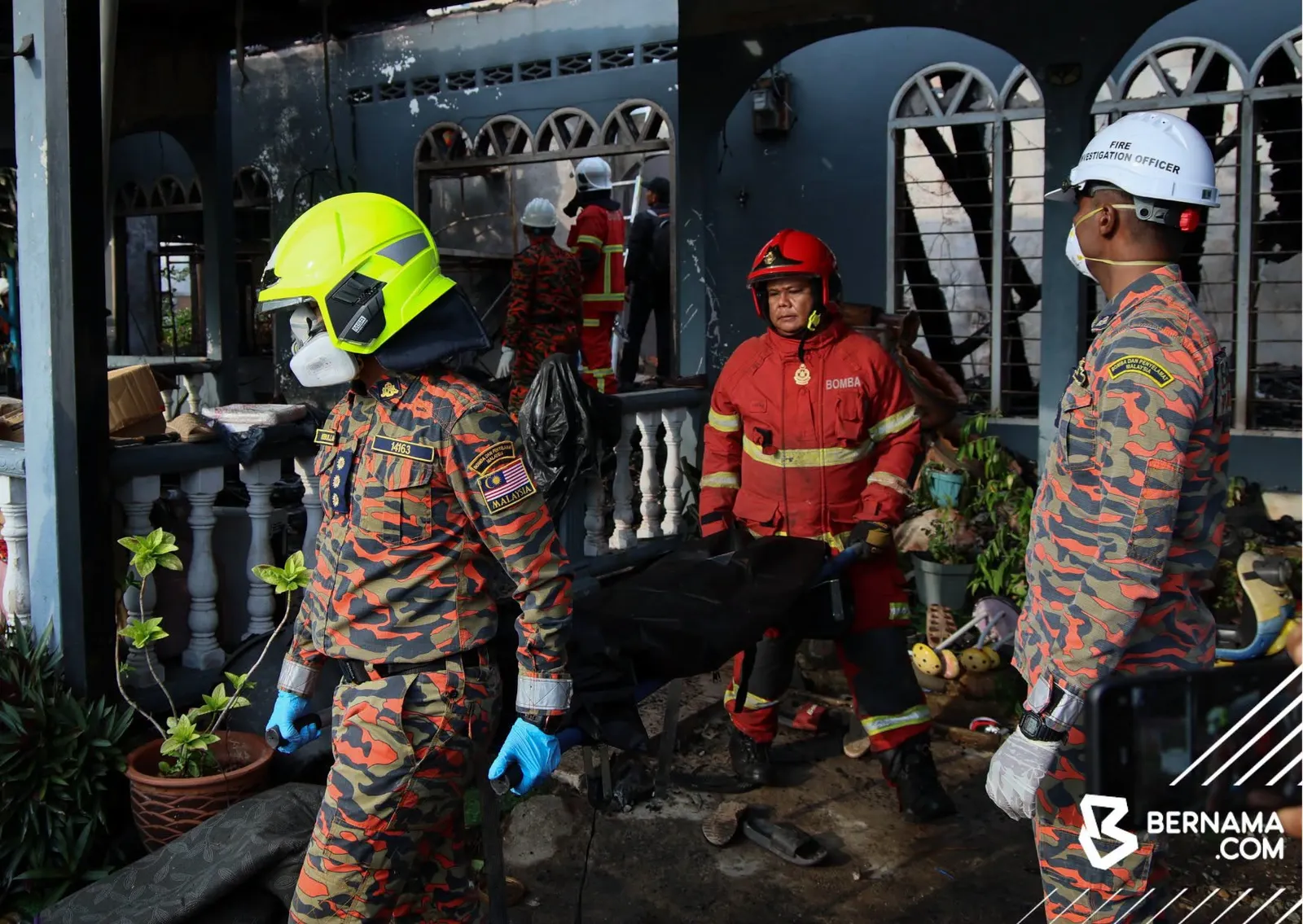 Dua beranak maut dalam kebakaran rumah di Kampung Tok Jembal