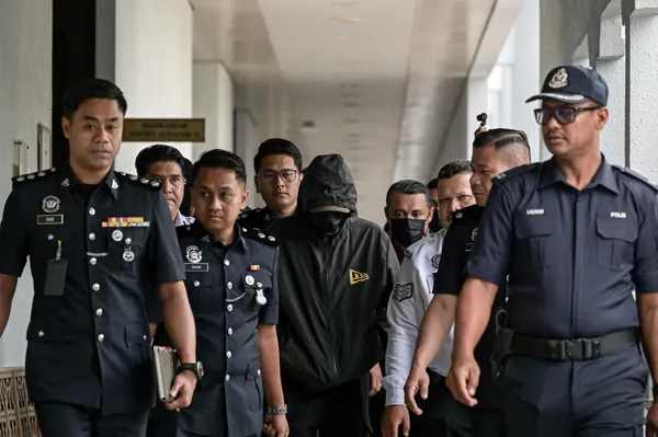 Tragedi tiga beranak: Pemandu Black Maria didakwa atas lima pertuduhan