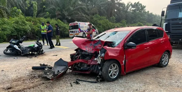 Police hunt three men who fled fatal Bentong crash