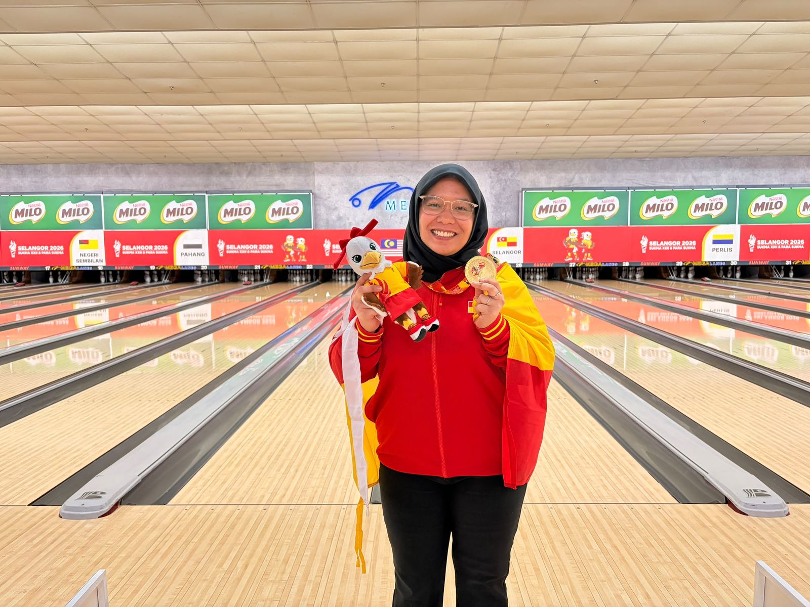Para SUKMA: Cedera lutut bukan penghalang Nadia Syafika bantu Selangor raih emas boling