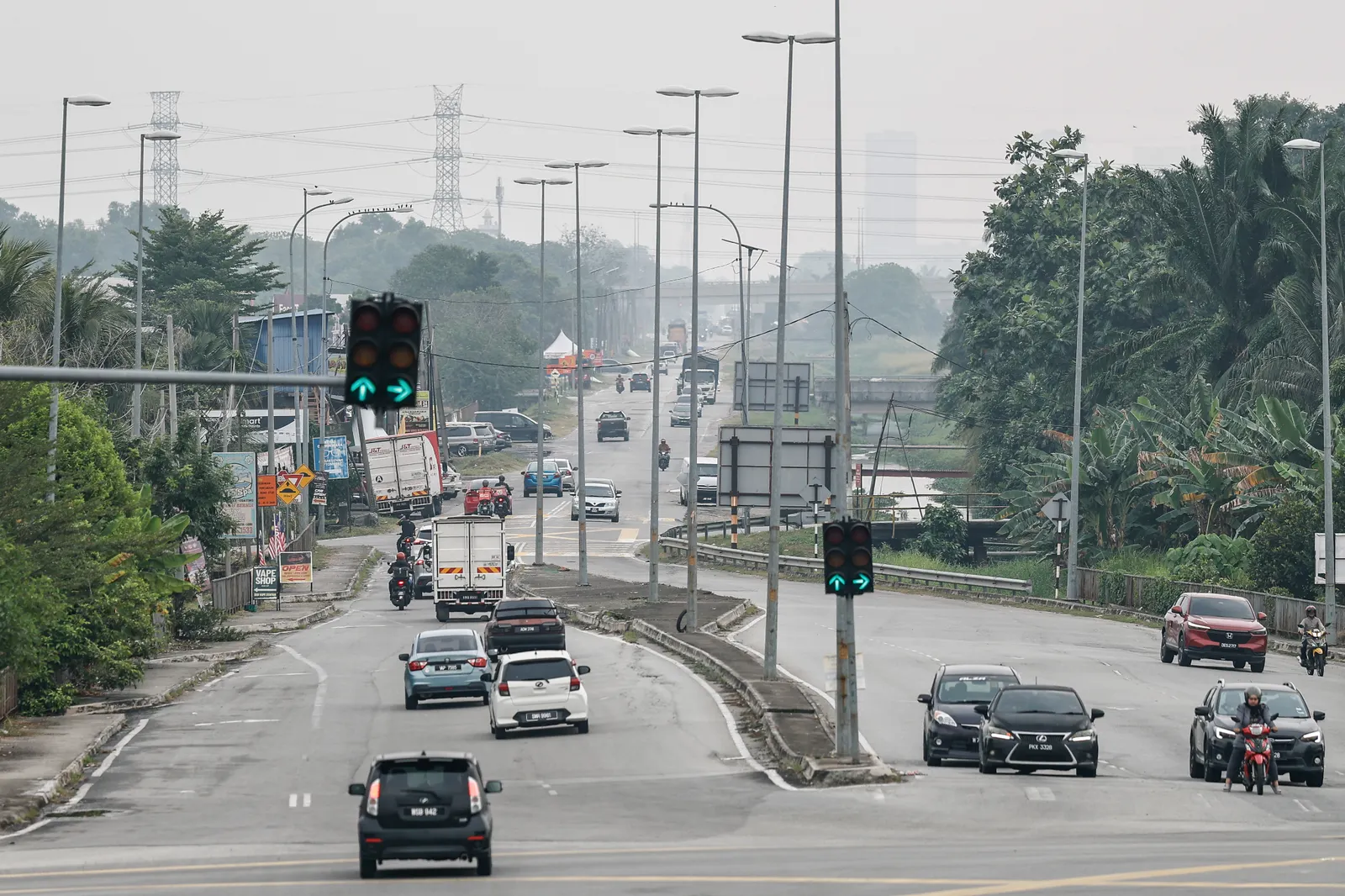 All Selangor towns log moderate API readings at 3pm