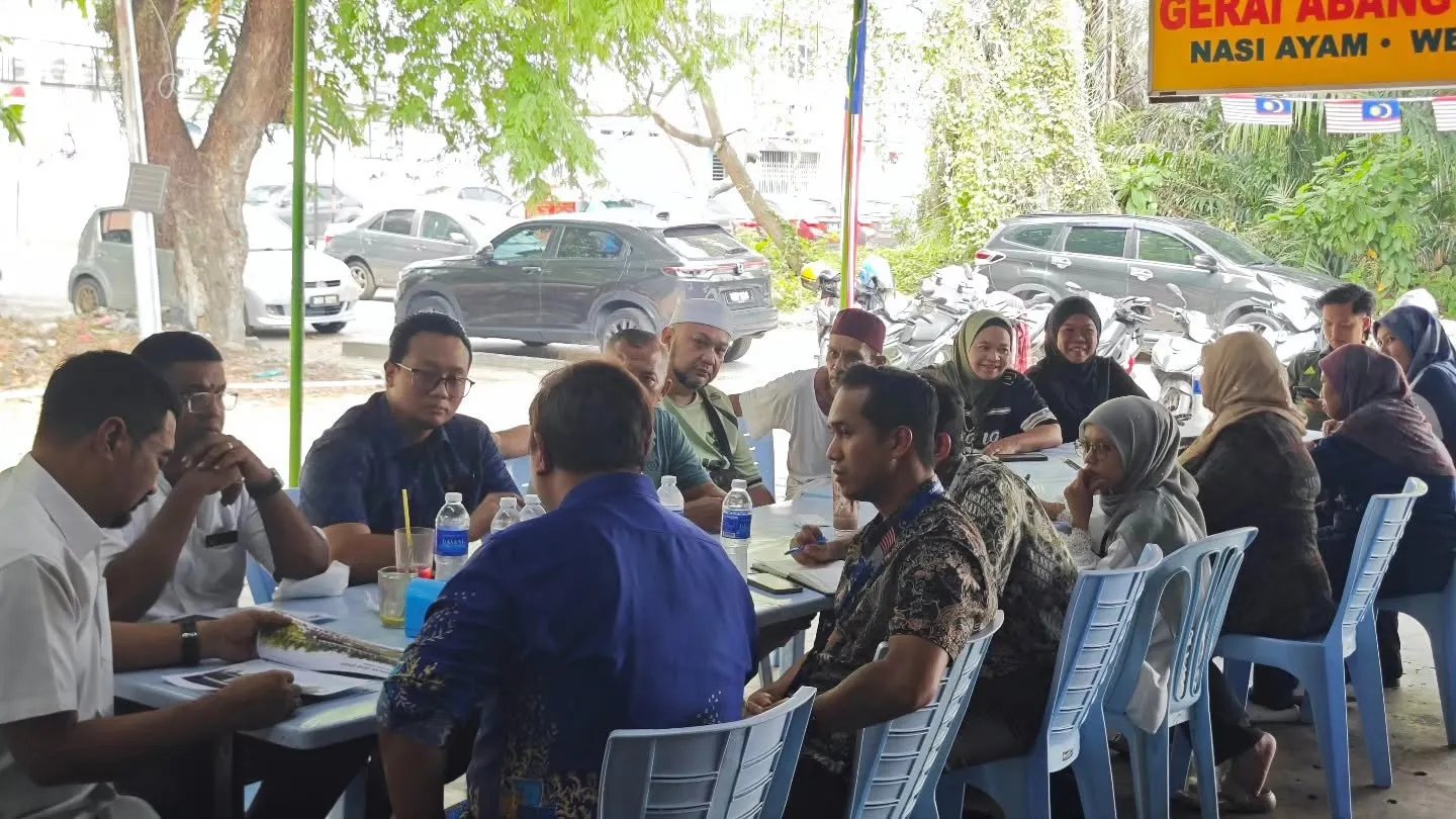 Naik taraf gerai Jalan Acheh teliti keperluan peniaga
