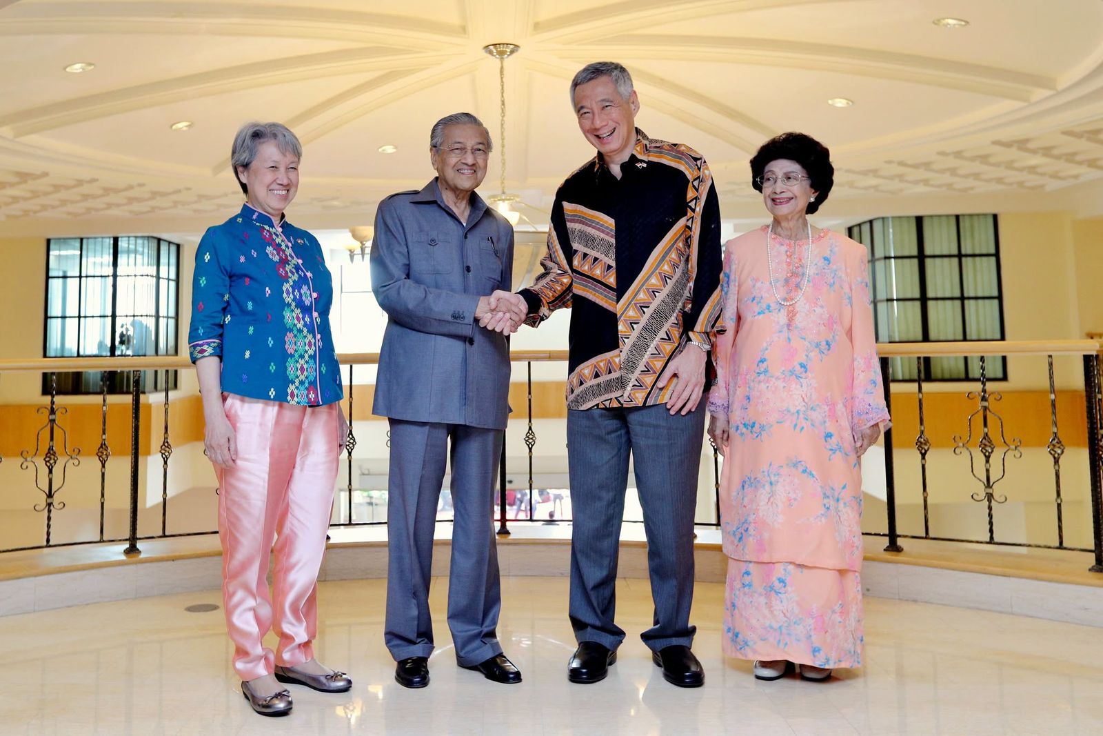 Singapore's former leaders remember Dr Siti Hasmah's warmth, grace