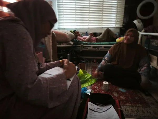 “Nak cepat-cepat keluar asnaf, mahu bayar zakat pula” – pesakit saraf tunjang