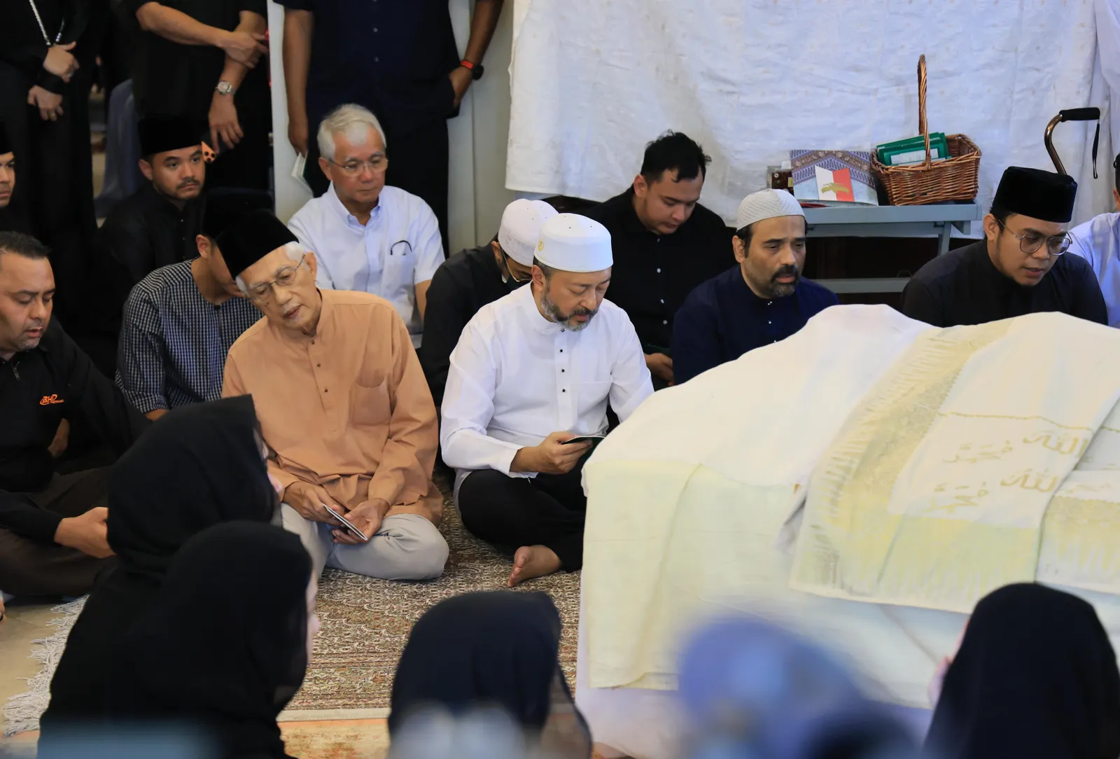 State leaders pay tribute to Dr Siti Hasmah