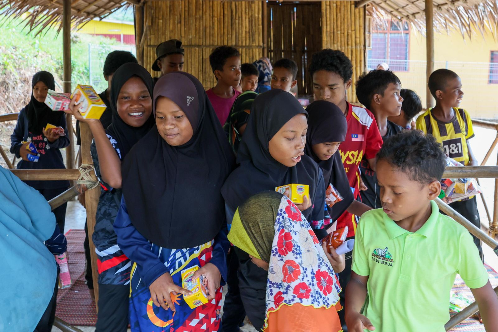 Selangor ponders tuition programme to strengthen Orang Asli students’ education