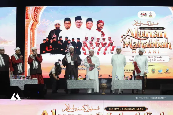 Alunan Mahabbah Madani himpun 100,000 umat Islam, semai kecintaan kepada Rasulullah