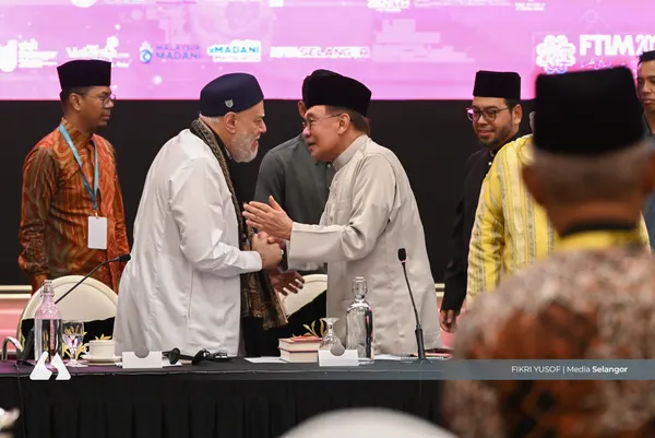 Kerajaan sedia bantu sekolah pondok teroka teknologi AI