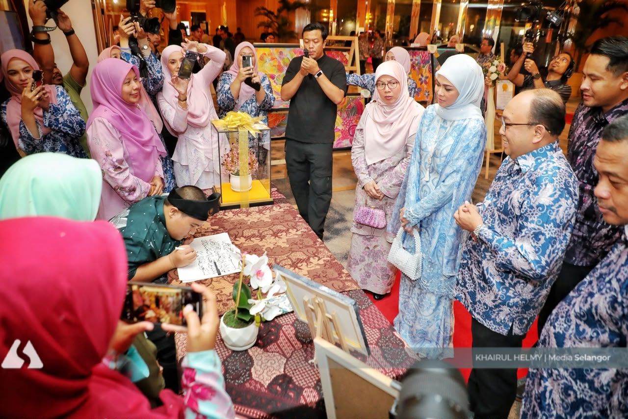 Tengku Permaisuri launches special fundraiser for OKU