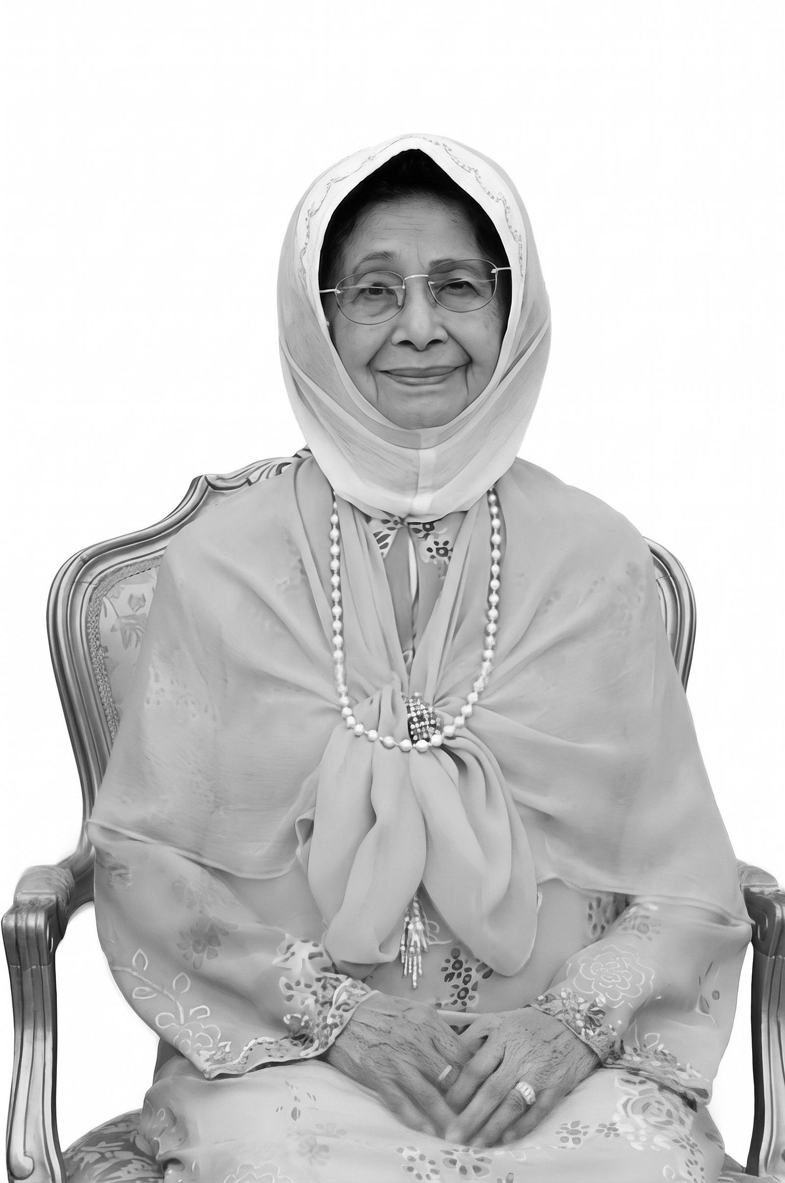 State leaders pay tribute to Dr Siti Hasmah