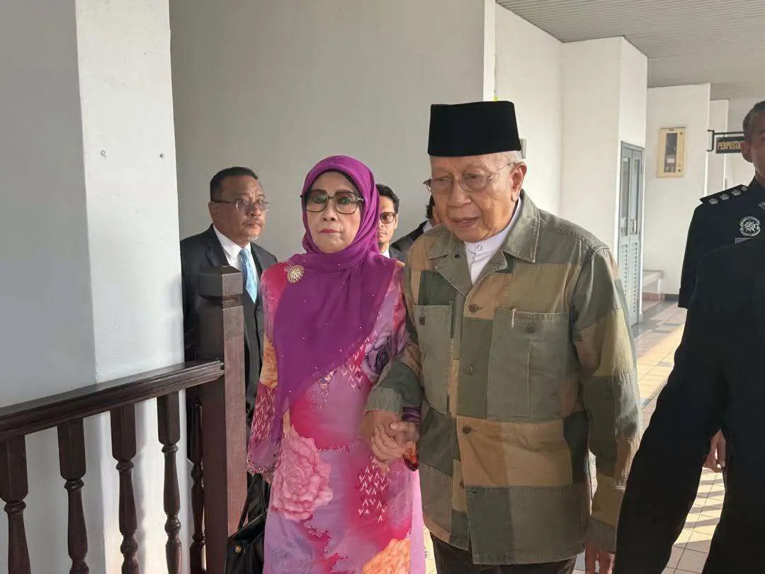 Rais Yatim tiba di mahkamah, dijangka didakwa bawah Akta Hasutan