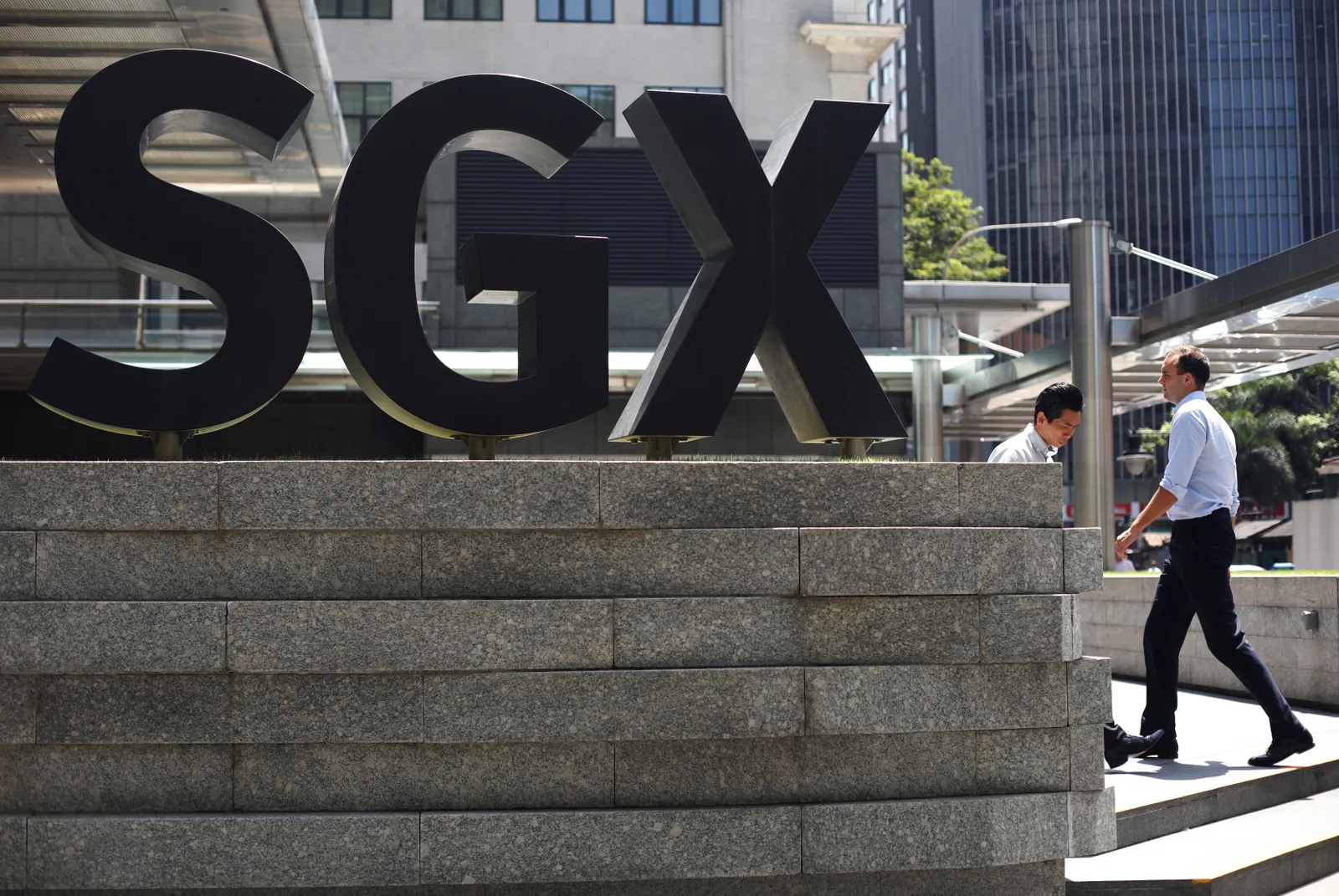 Singapore’s attempt to trade US stocks off to sluggish start