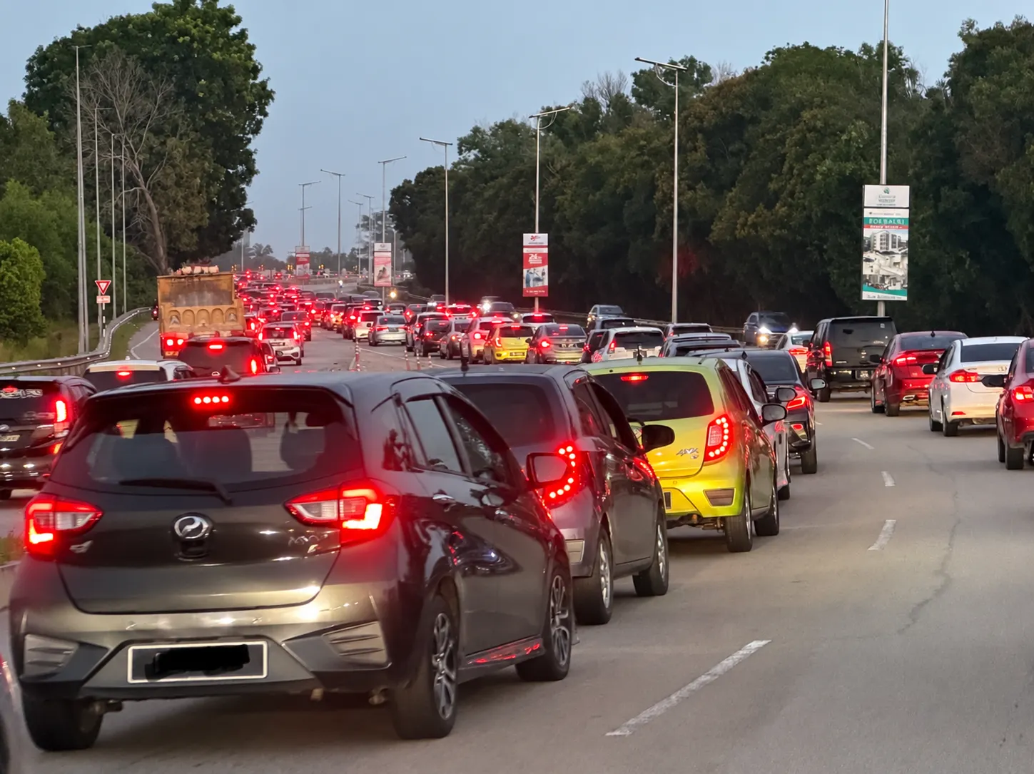 Additional exit lanes in the works to ease Cybersouth traffic
