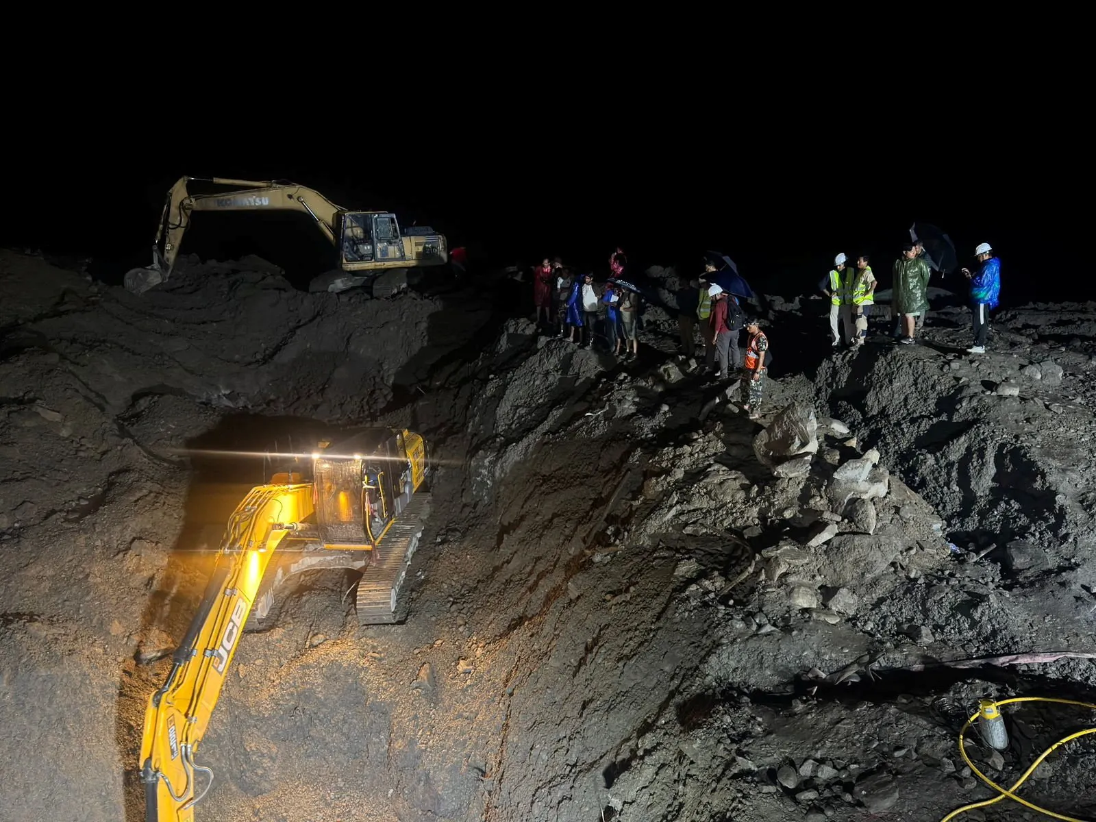 Nepal rescuers reach remote areas nearly a week after devastating floods