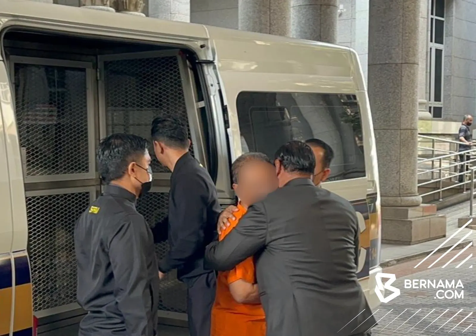 Bekas menteri direman lima hari bantu siasatan isu pajakan hotel TH