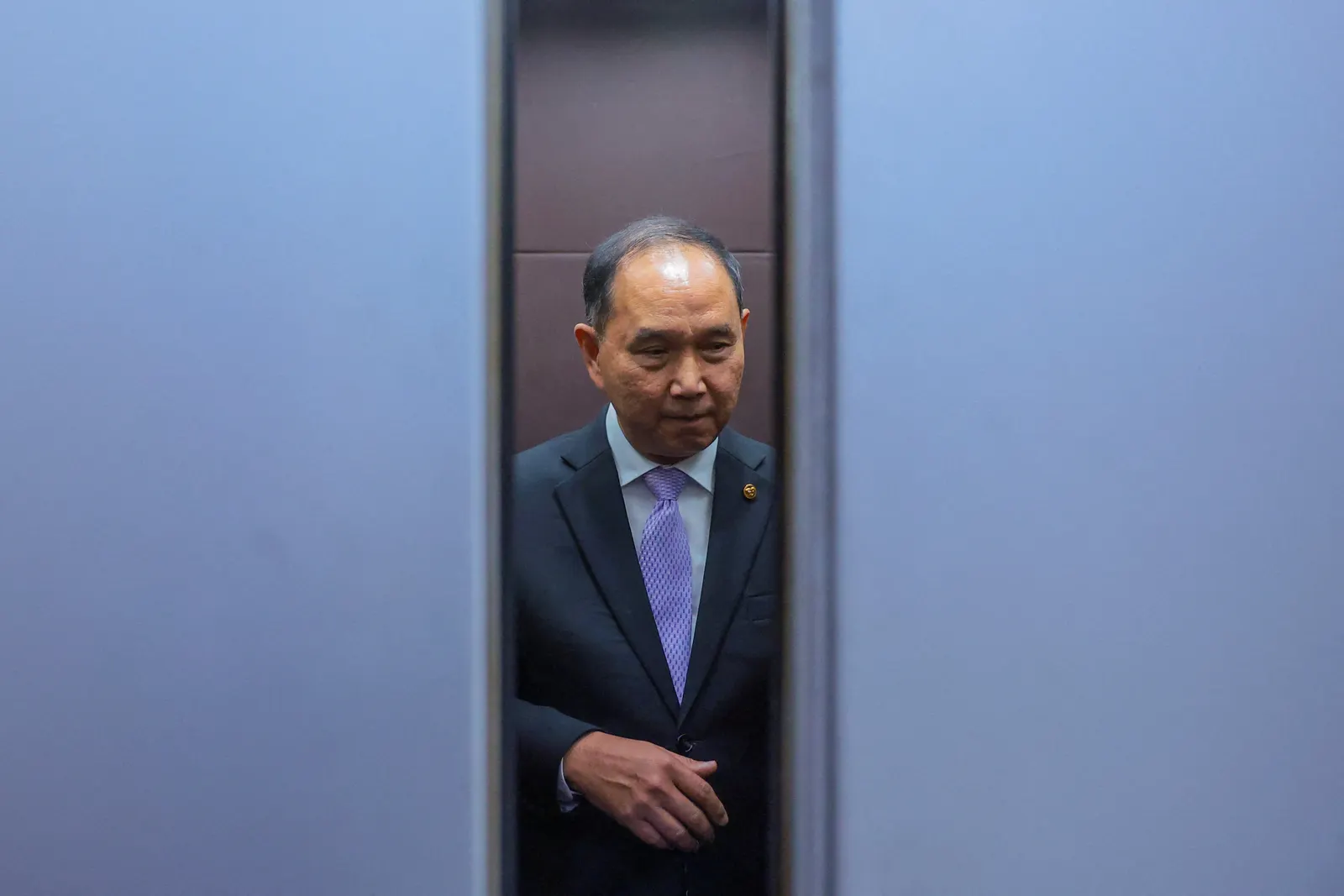 Thai Airways chief says he was fired by board after Bangkok flood chaos
