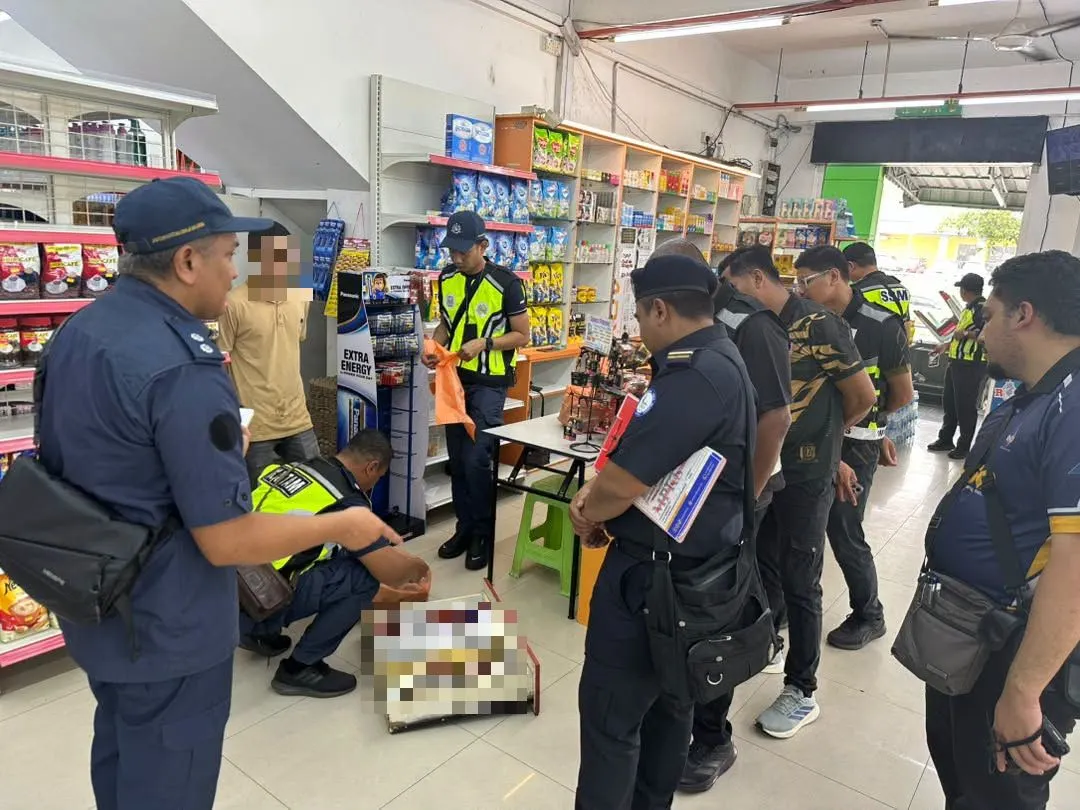 Tiga premis ditutup, 18 kompaun dikeluarkan di Puncak Alam