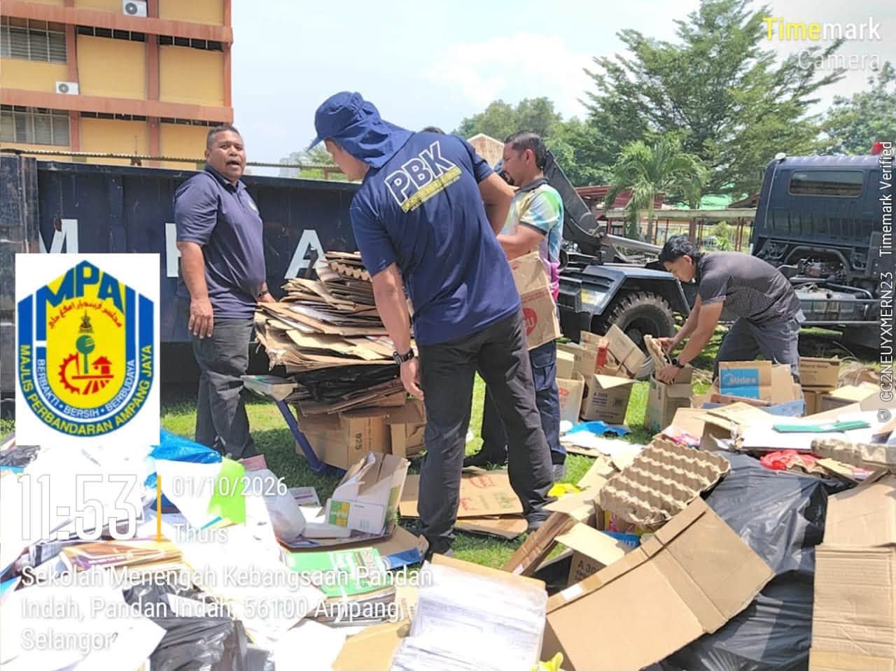 Dua sekolah jana RM529 hasil jualan 1,258kg barangan kitar semula - MPAJ