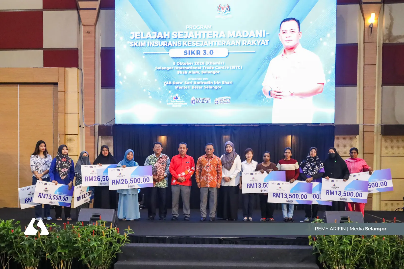 Jerebu: Selangor sedia agih pelitup muka ke sekolah