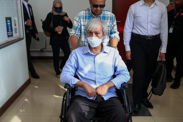 Bekas CEO UiTM Holdings didakwa pecah amanah RM37.37 juta