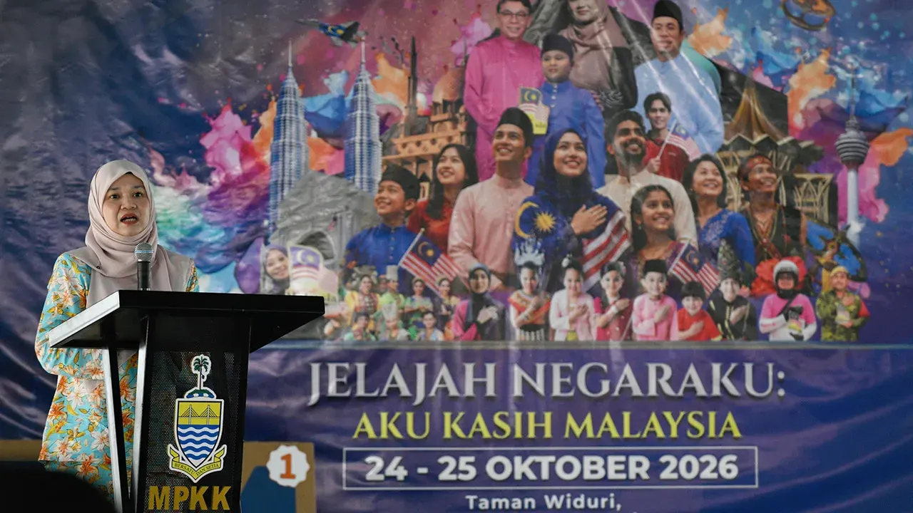 Pelajar tingkatan enam terima elaun mulai semester pertama tahun depan - Fadhlina
