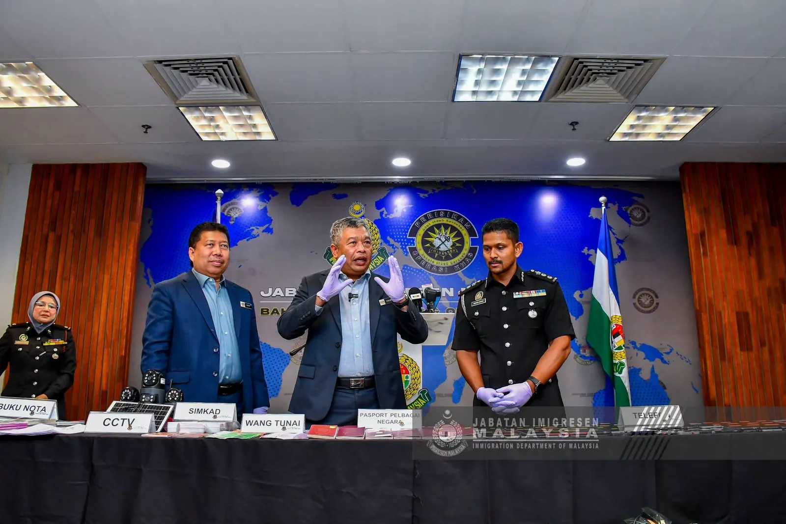 JIM bongkar resort terbiar jadi markas sindiket scam, tahan 98 individu