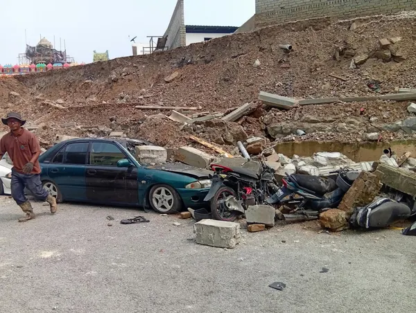 Tanah runtuh Jalan Nilam: Kawasan ditutup sementara tunggu laporan MPKj
