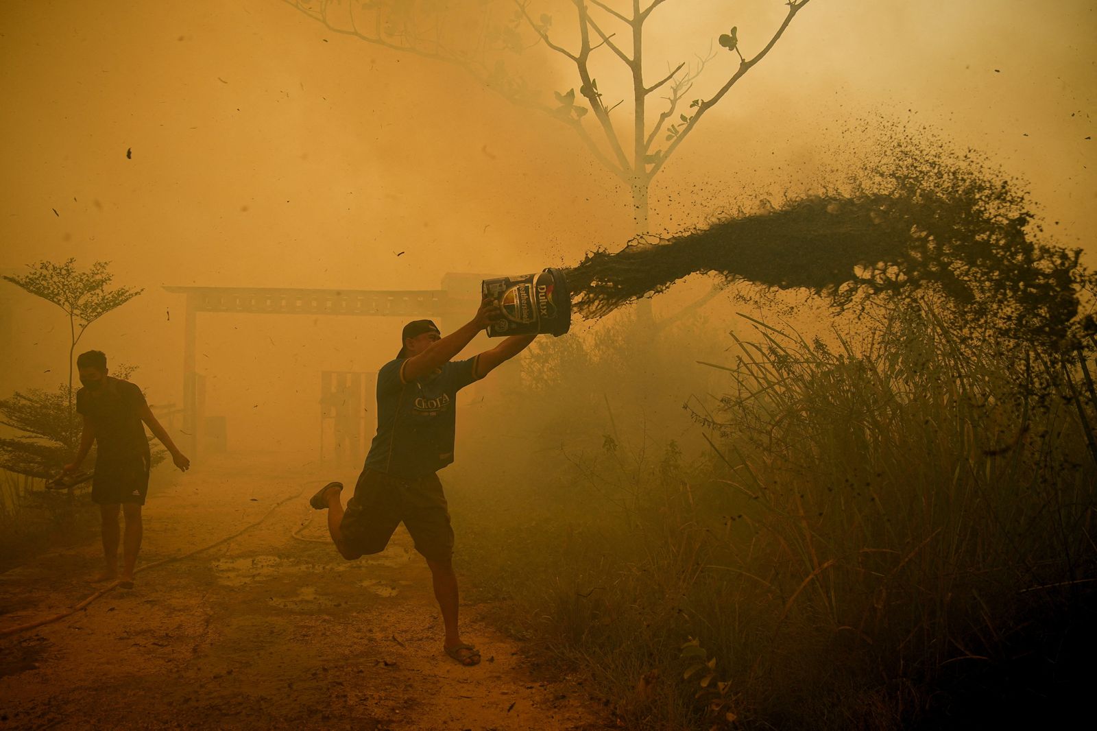 Indonesia restricts Mount Bromo viewpoint access amid forest fires
