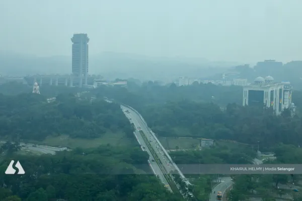18 areas record unhealthy API readings at 6pm as smog remains