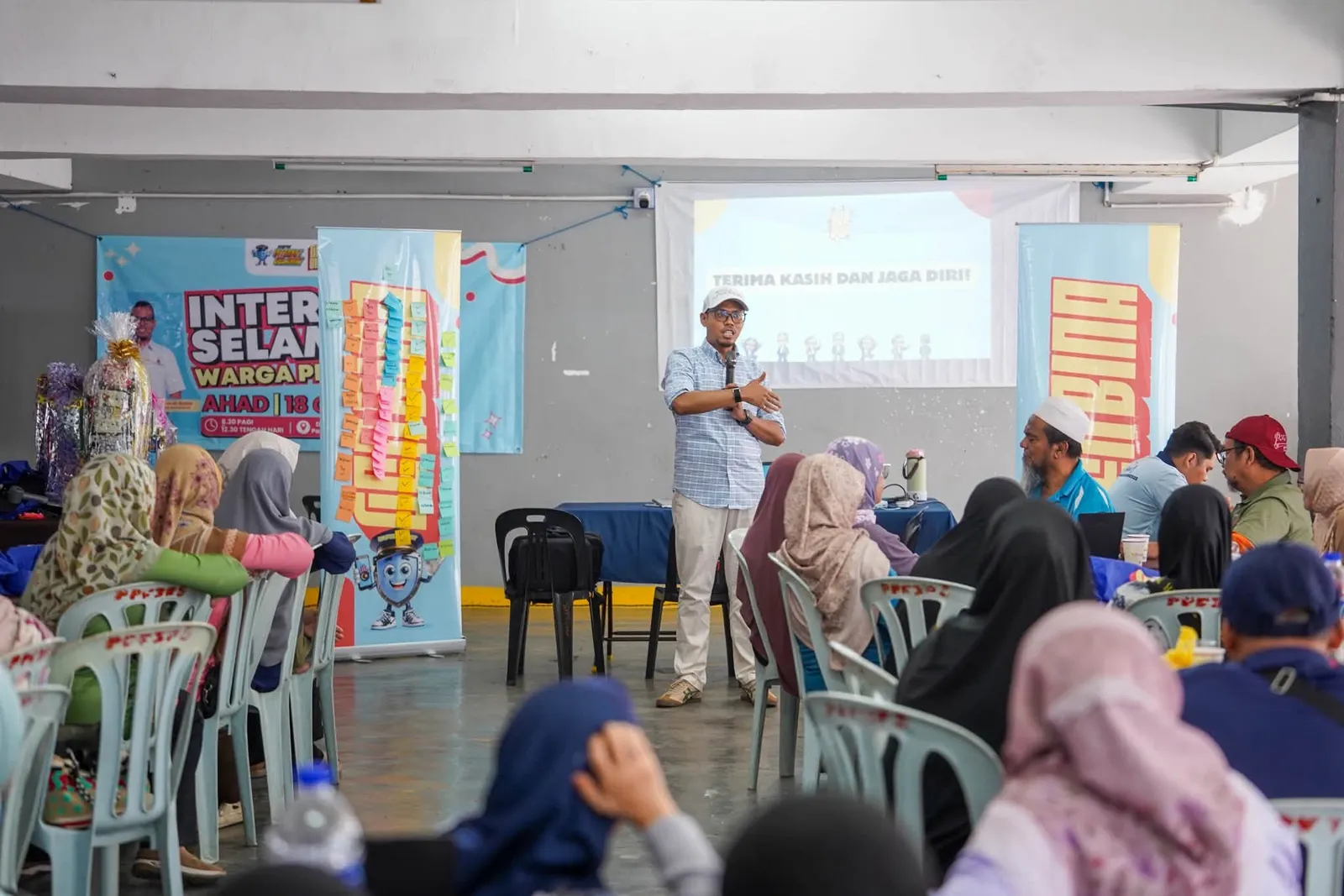 Safe Internet workshop helps senior citizens avoid online scams